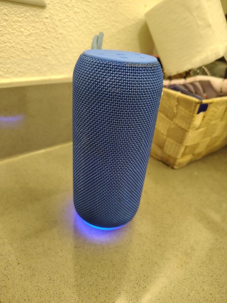 Blue ONN Speaker 
