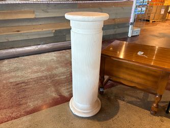 Coastal Washed Pencil Reed Pedestal