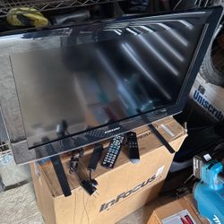 Samsung TV 26” w/ Firestick 
