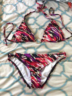 Guess bikini