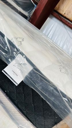 Queen mattress set