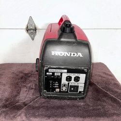 Honda EU2000i Generator
$600.

