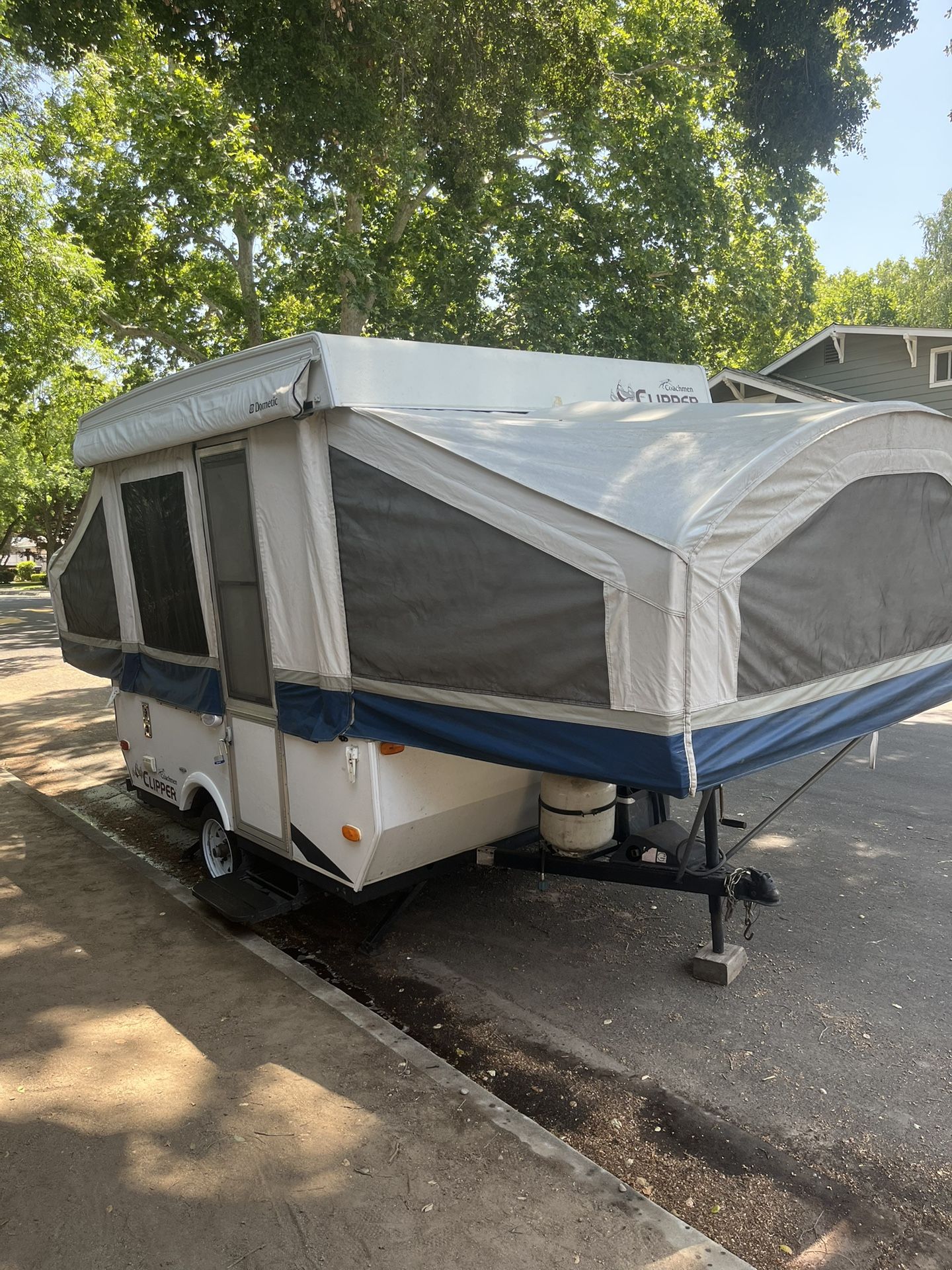 2010 Coachmen Clipper