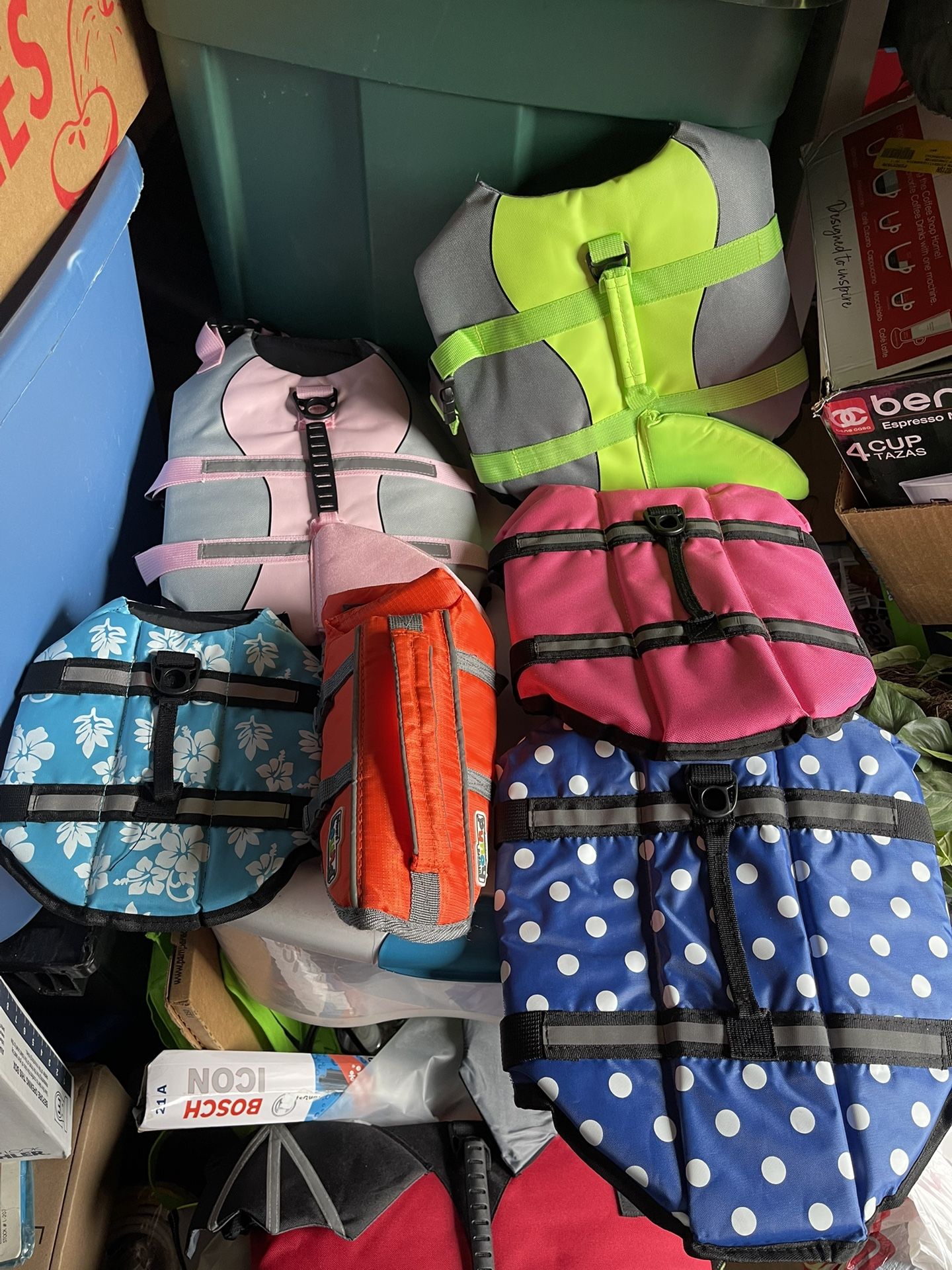 Dog life jackets from extra small to extra large $20 each