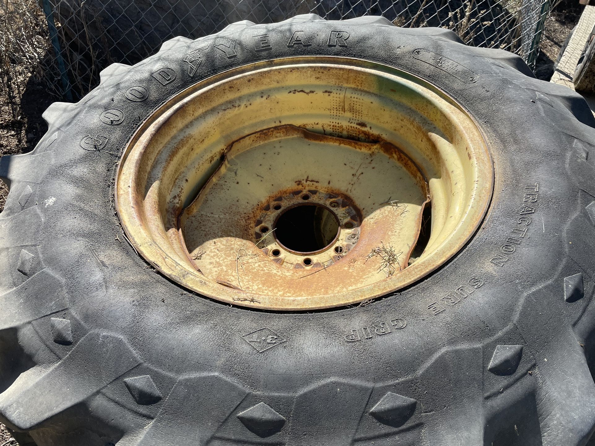 tractor tire for Sale in San Diego, CA OfferUp