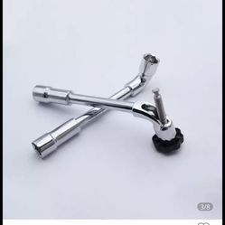 Pipe socket wrench L-shaped perforated elbow auto repair tool