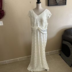 New Fiesta Fashion light beige Wedding Dress Size 3X -Large