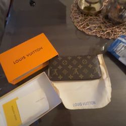 Louis Vuitton Wallet