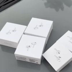 AirPods Gen 4