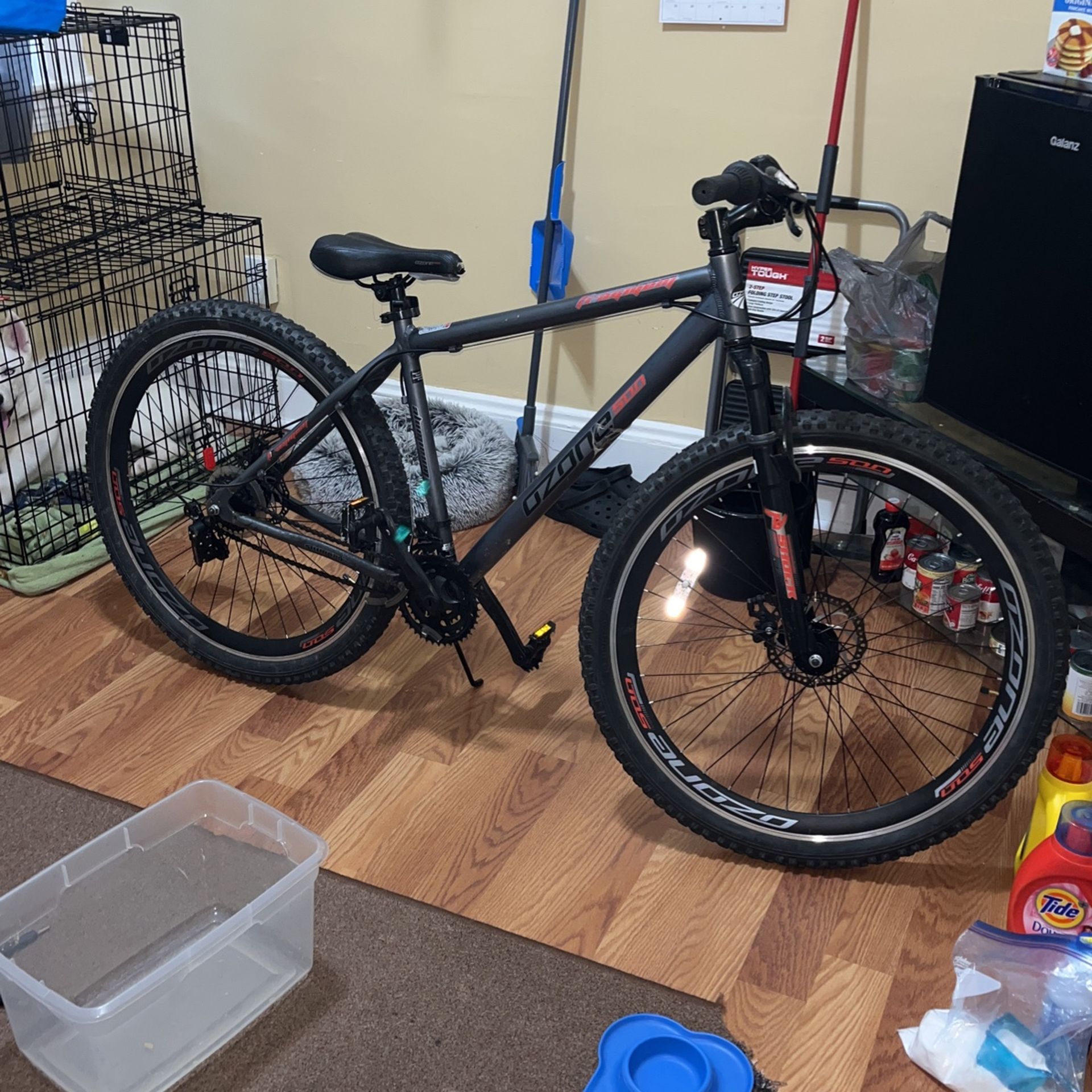 Ozone 500 Men s Fragment 29 in 21 Speed Mountain Bike Black Men s Bikes at Academy Sports for Sale in Cleveland OH OfferUp