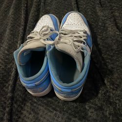 Jordan 1s North Carolina  Women’s Size 9.5