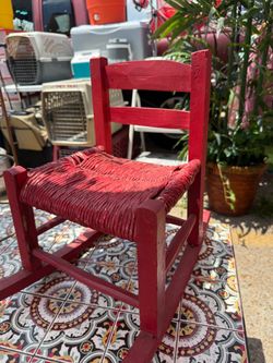 Baby Rocking chair $10