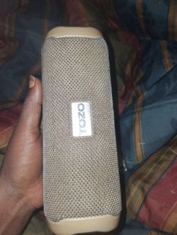 Tozo speaker