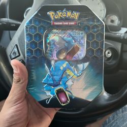 Pokémon Hidden Fates Tin 