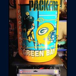 NFL, GREEN BAY PACKERS: pre-owned. 5 Gallon Cooler & New, 18' Wheeler Tractor Trailer, Super Bowl Champion XLV, Firm