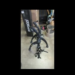 Used Saris Bones 2 Bike Trunk Rack ( Read The Description !!)