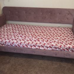 Twin Bed 