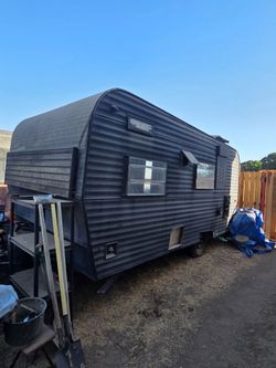 Pull Trailer