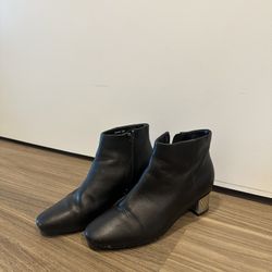 SENSO Leather Block Heel Ankle Boots