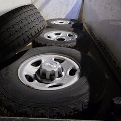 Stock Rims And Tires Of A 2015 Chevy Espress 3500 $200 !obo