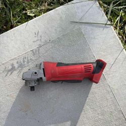 M18 Milwaukee grinder