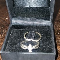 Engagement And Wedding Band Set. 