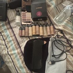 Luminess Make Up Air Brush Machine w/ 24 Make Up 