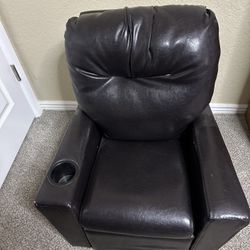 3 Children’s Recliners
