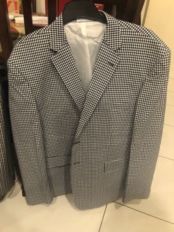 Pronto Uomo Platinum and Irvine Park Coat