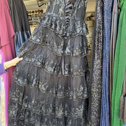 Prom black formal size 16