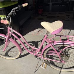 Schwinn Ladies Bicycle 