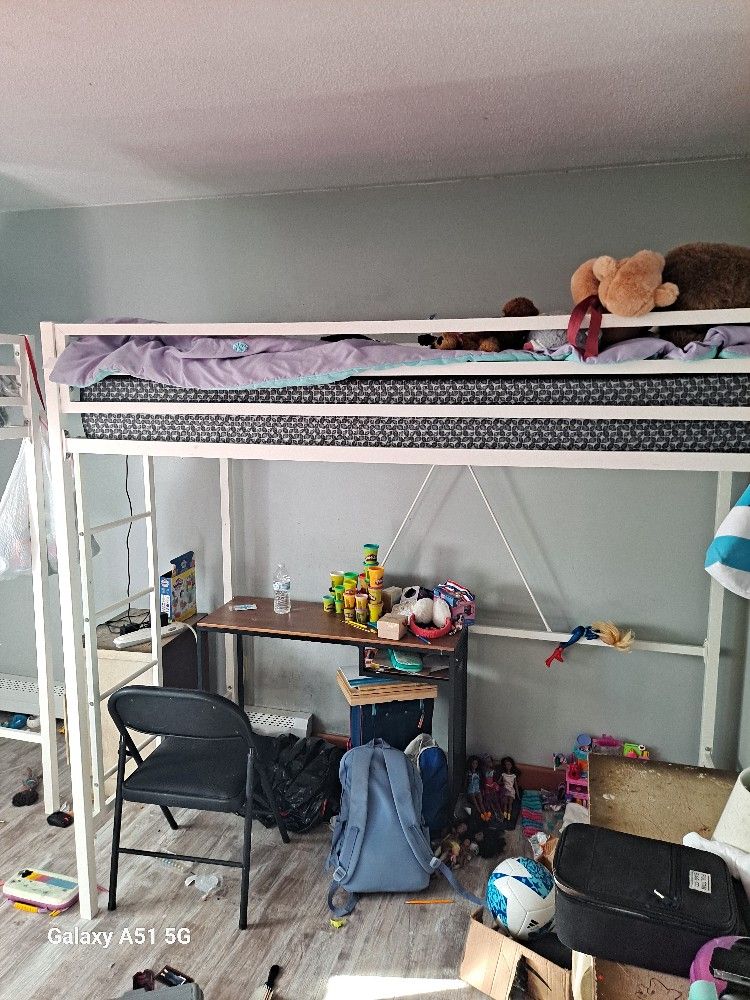 Ikalido - Metal Loft Twin Size Bed
