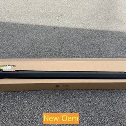 2015-2020 KIA SORENTO LEFT DRIVER SIDE SKIRT ROCKER PANEL MOLDING COVER OEM