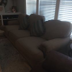 Couch Love Seat And Two Oversized Recliners