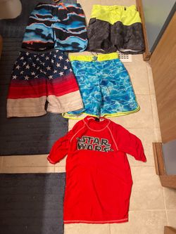 Boys swim lot large 14/16