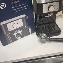 Delonghi Espresso machine 