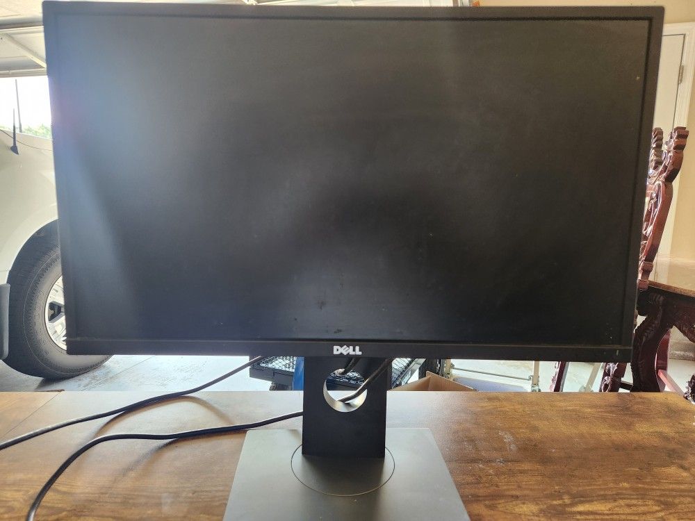 24 Inch Dell Monitor