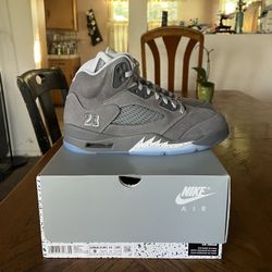 Jordan 5 Retro Wolf Grey (2026) Size 9