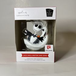 Hallmark 2022 Nightmare Before Christmas: Jack Skellington and Zero
