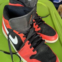 Authentic Nike Air Jordan 1 Mid Men's Size 15 Black Infrared 23 White 554724-061