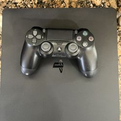 PS4 with controller used very few times 