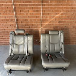 03-07 Chevy Tahoe Gray Charcoal 3rd Row Seat Leather