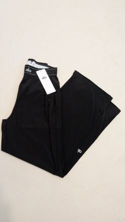 Woman Alo yoga trousers black small  and navy medium