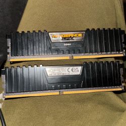DDR4 32GB By Vengeance LPX