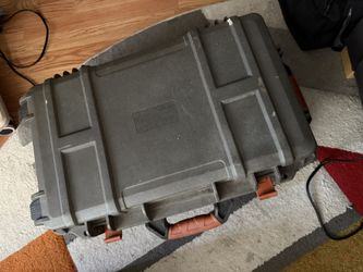 Medium Rolling Hard Case 