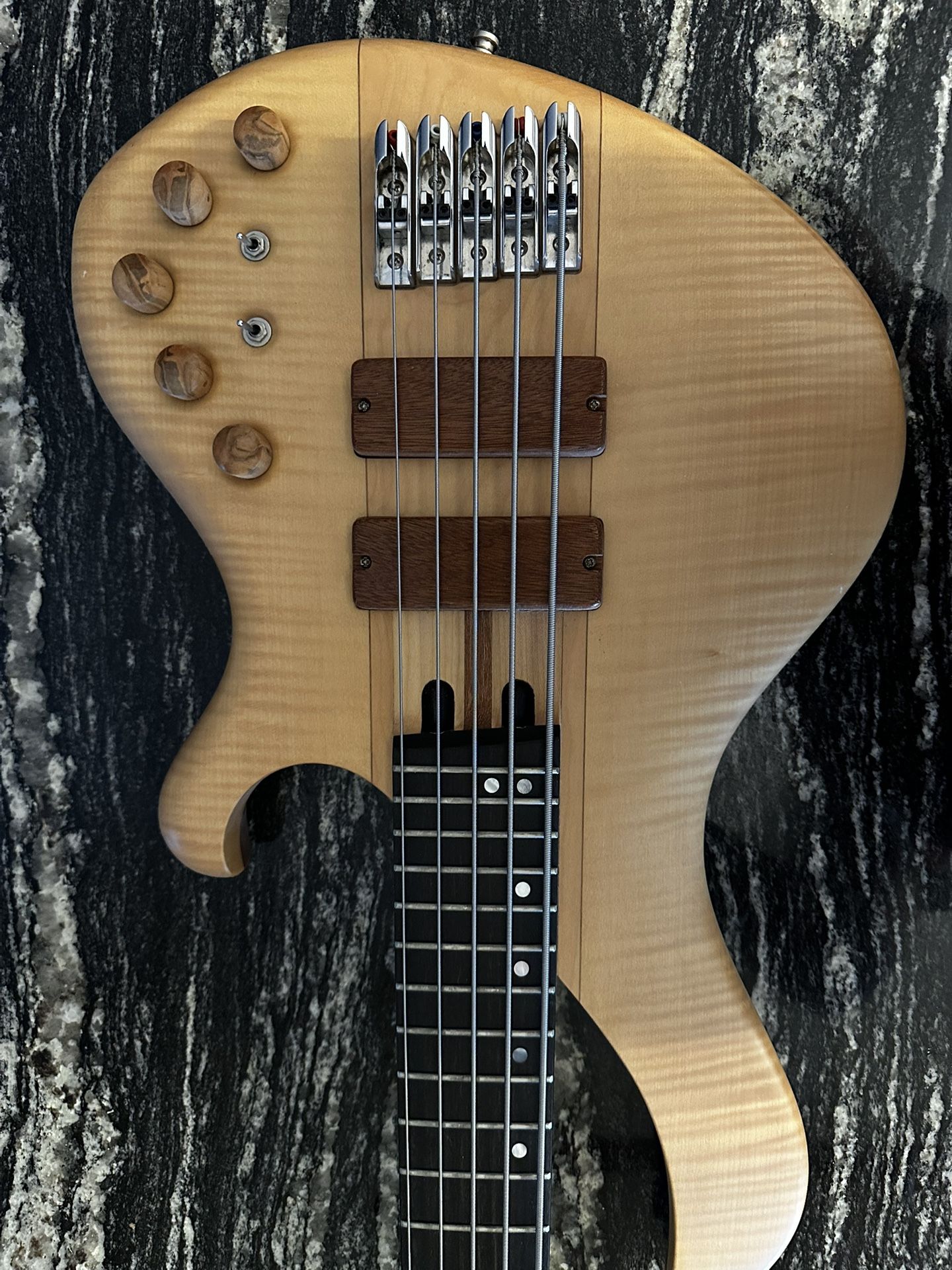Maruszczyks Frog Omega 5a Flamed Maple