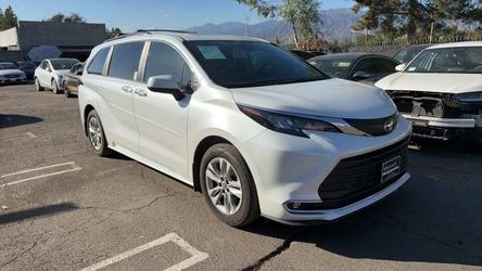 2024 Toyota Sienna
