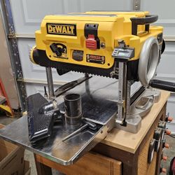 Dewalt DW735 Planer 