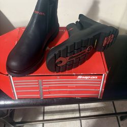 Snnapon Boots New