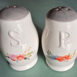 Porcelain Salt and Pepper Set - Floral Design - 3" H
